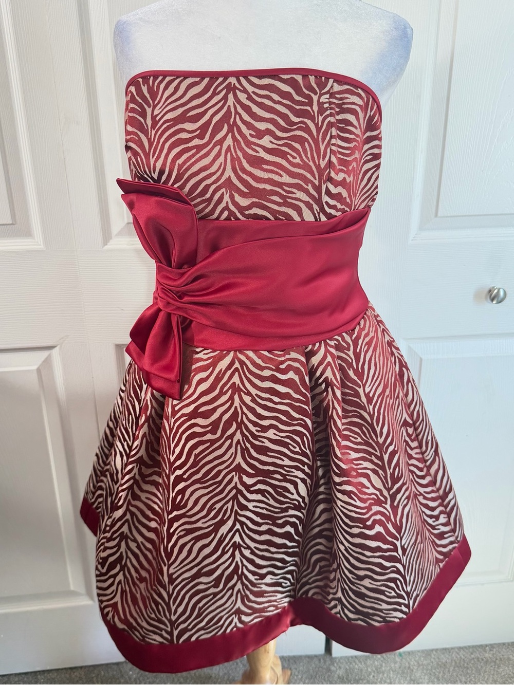 Jessica McClintock Zebra Strapless Party Dress Ruby Bow NWT Size 12 Vintage Y2K